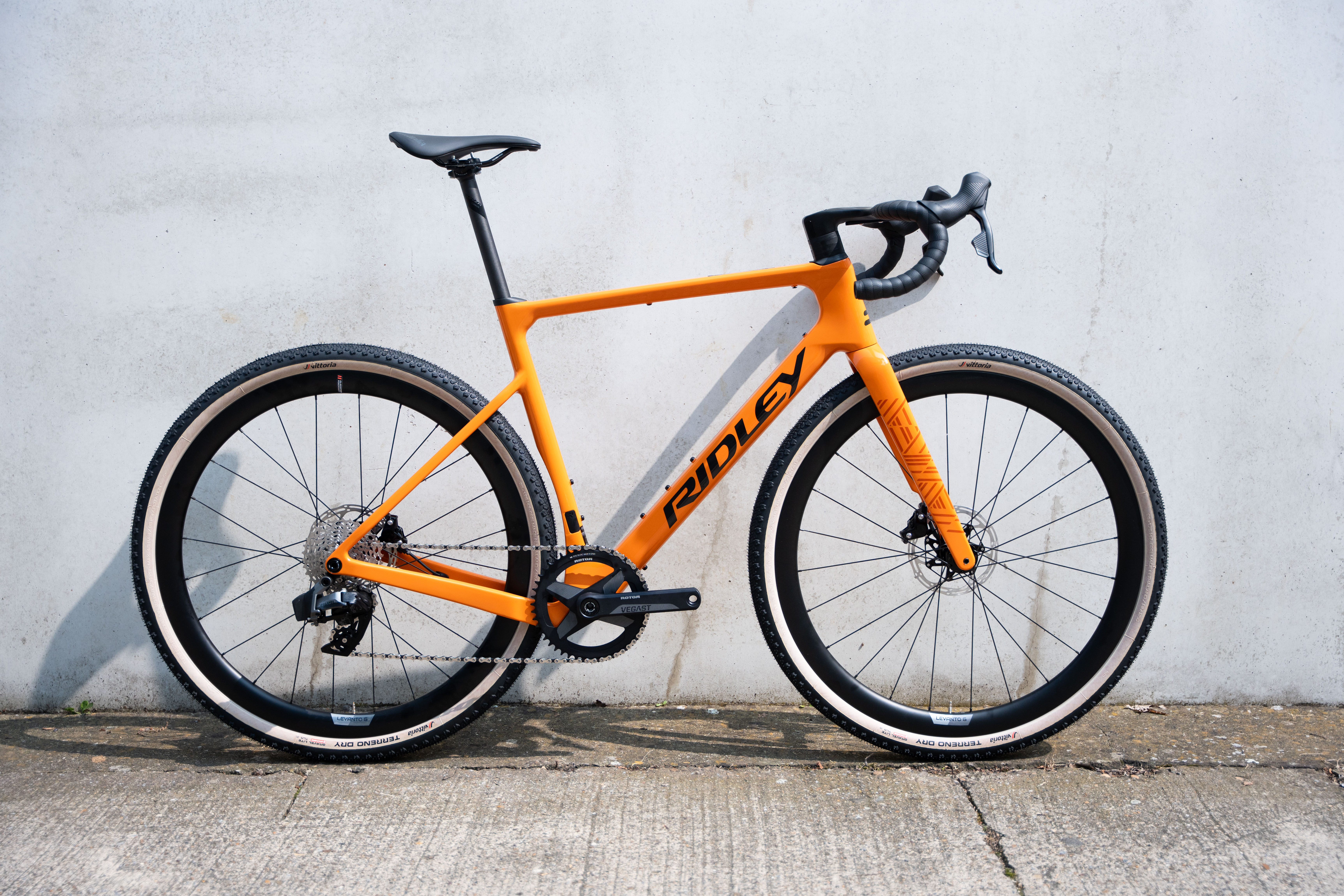 Ridley ASTR SRAM Rival XLPR 1x12,Rich Orange Metallic + Black Metallic