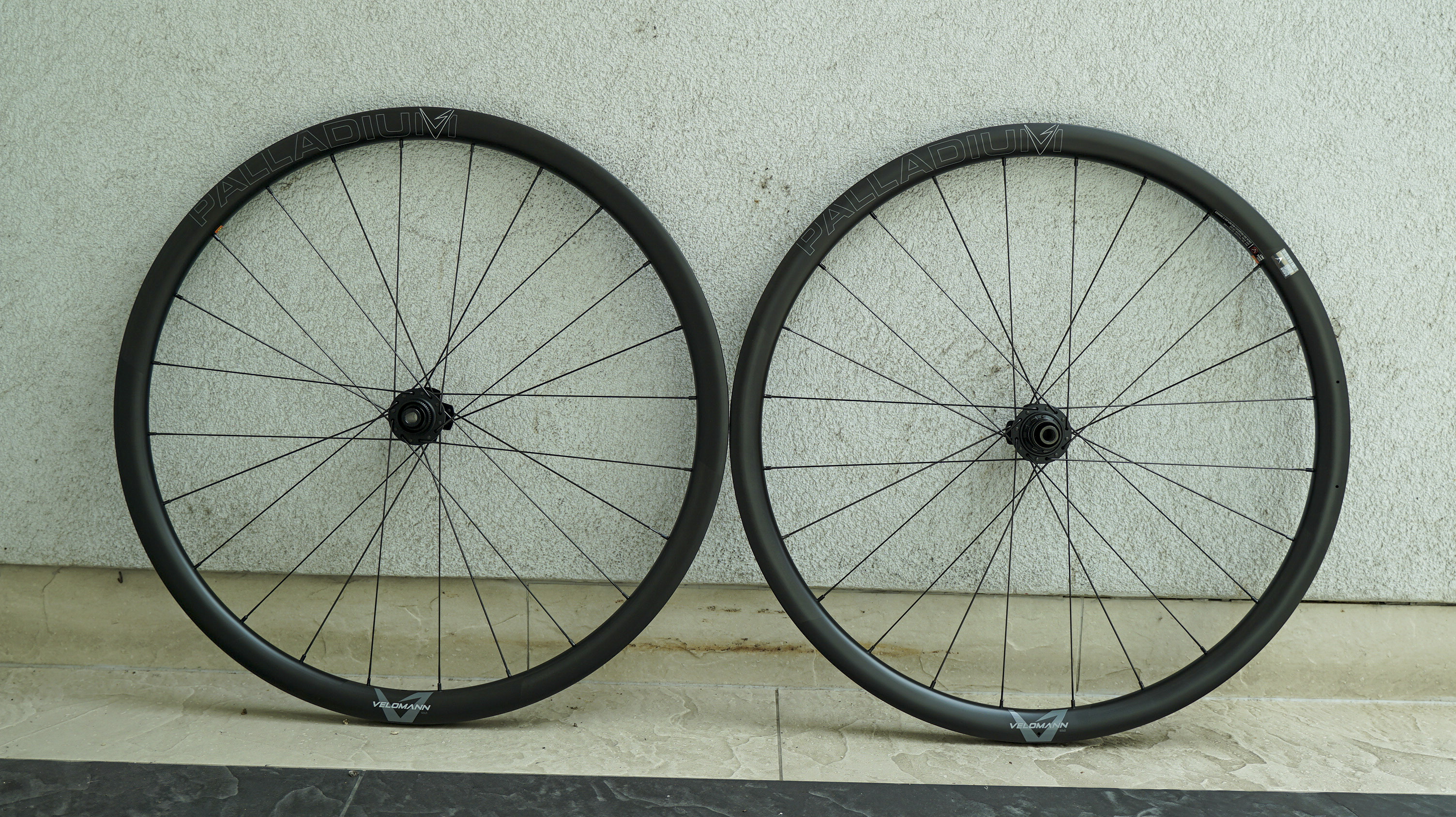 Karbonová kola Velomann Paladium 33mm / Sram