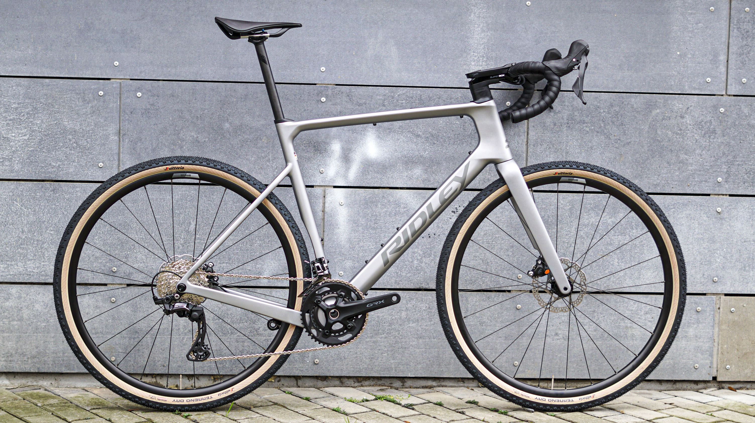 Ridley ASTR SHIMANO GRX 620 2x12,Empress Grey + Anthracite Metallic L 60cm