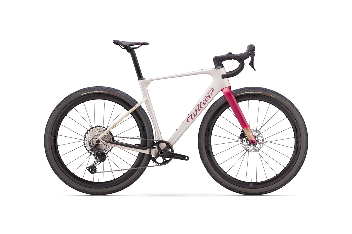 Wilier RAVE ID2 SRAM RIVAL XPLR AXS E1 1x13S 	MICHE ALLROAD CARBON 40 Byte Cream