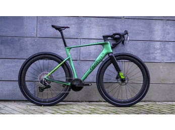 Wilier RAVE ID2 SRAM RED XPLR AXS E1 1x13S 	MICHE AERO GRAFF CARBON 48 Pixel GREEN